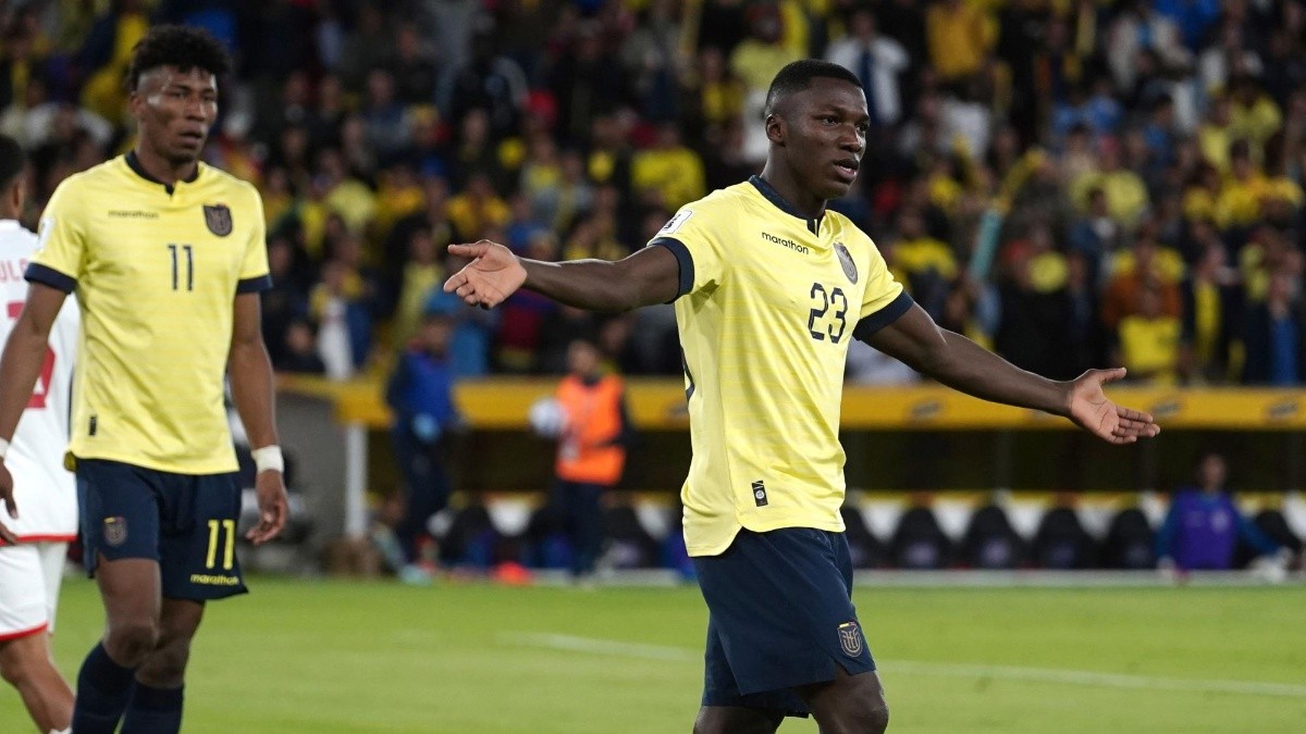 La selección de Ecuador enfrenta a Perú por la octava fecha de las Eliminatorias Sudamericanas. (API)