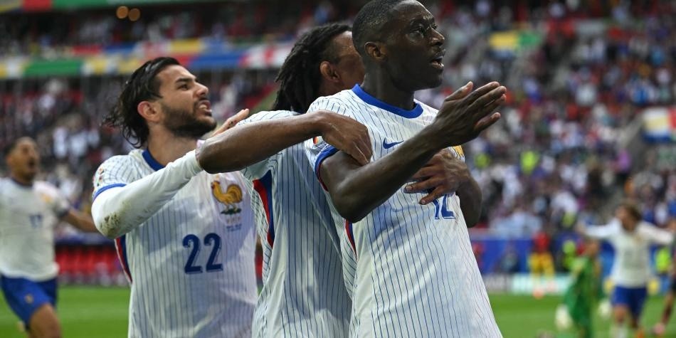 Jugadores franceses celebrando el triunfo. (FFF)