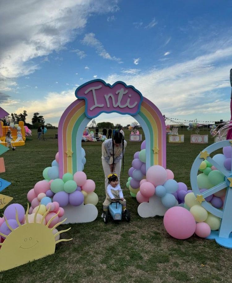 Fotografía publicada por la Argentina Cazzu (Foto cuenta Instagram @cazzu)