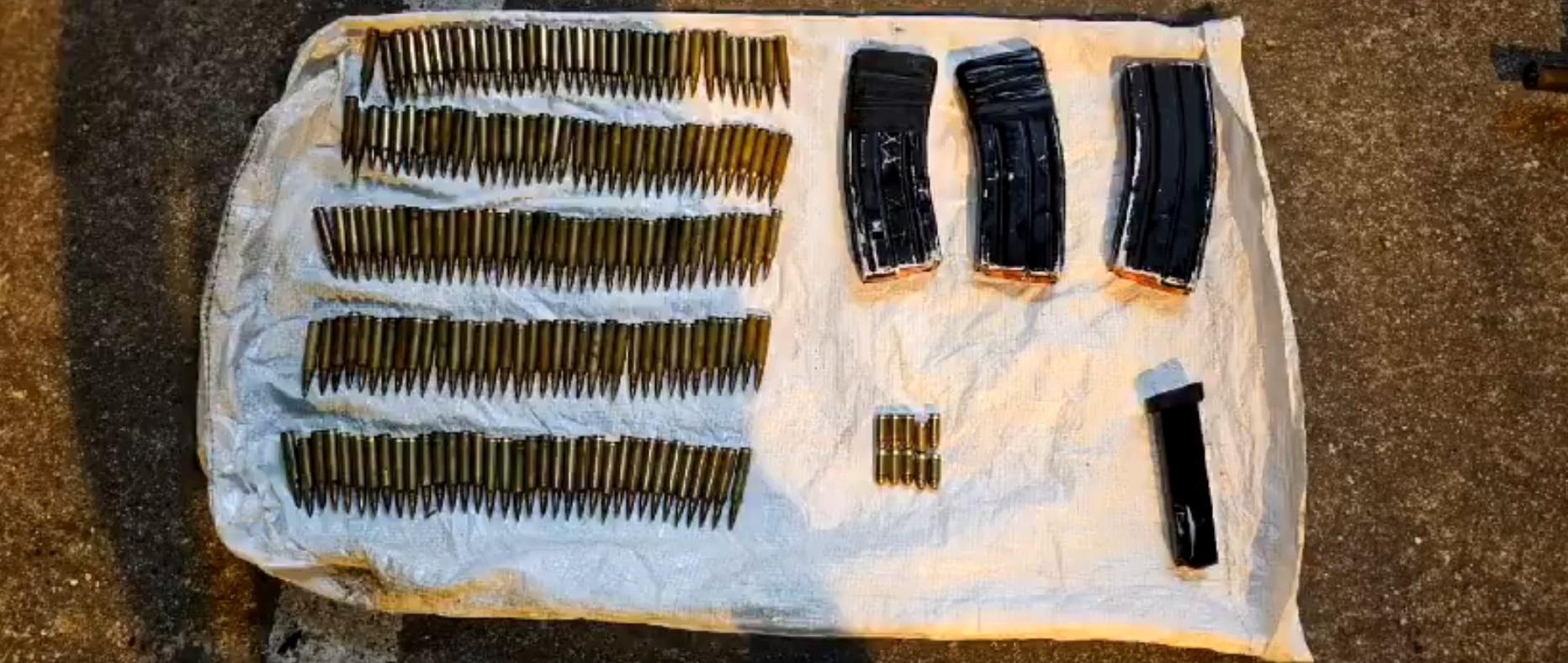 Imagen de las 185 municiones decomisadas. (Captura de pantalla / Ecuavisa)