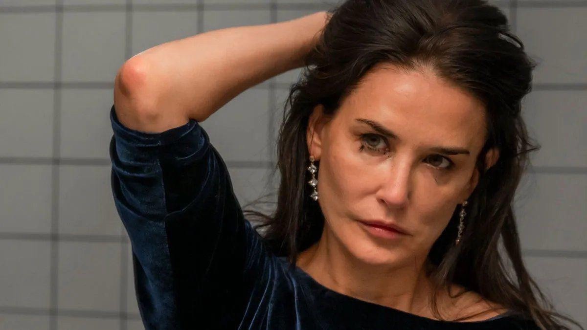Fotografía de Demi Moore en The Substance (Foto cuenta X)