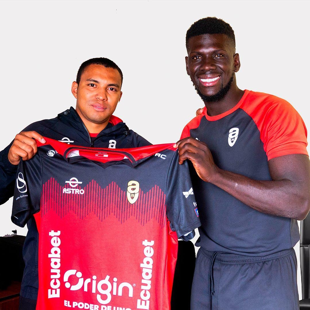 Sergio La Máquina Quintero jugará con AV 25 el Torneo de Ascenso Nacional. (Redes sociales)