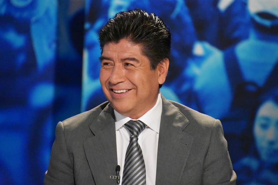 Jorge Yunda en el set de Políticamente Correcto. (Redes sociales)