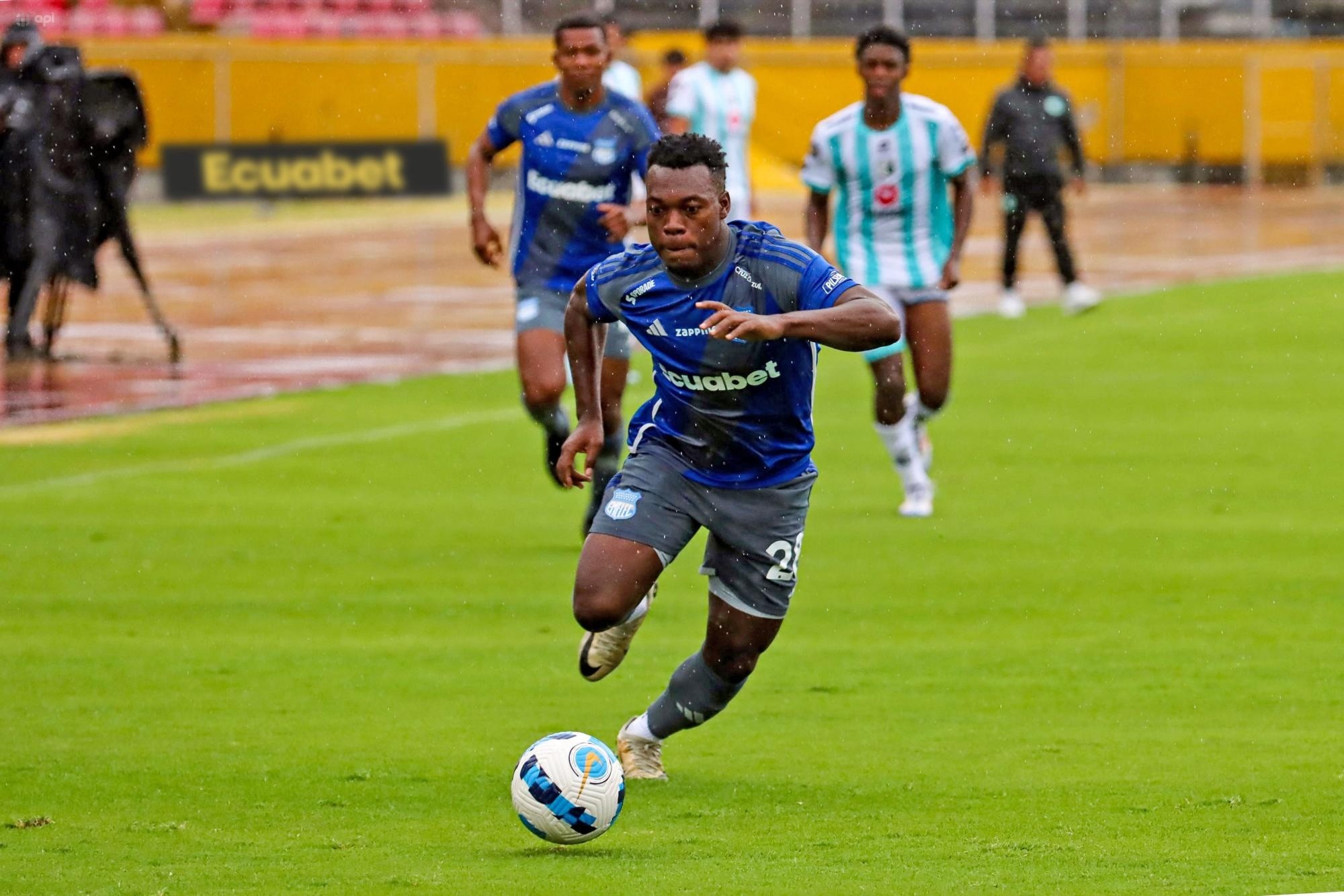 Maicón Solís en el partido ante Cumbayá por la Liga Pro (API)