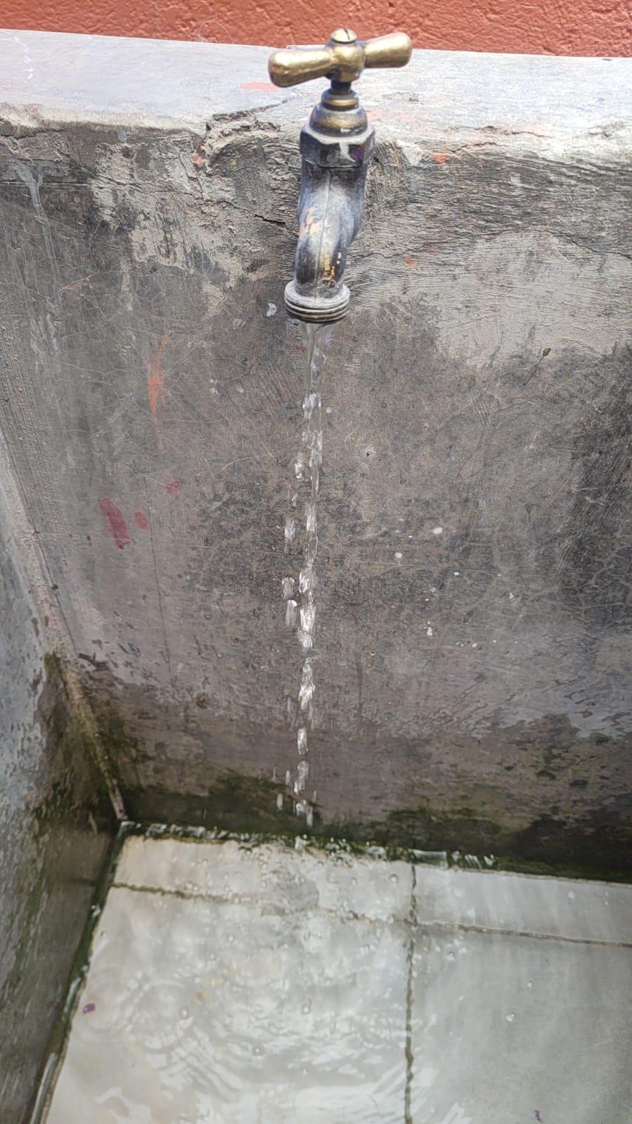 Imagen referencial de un grifo de agua potable. (Cortesía)