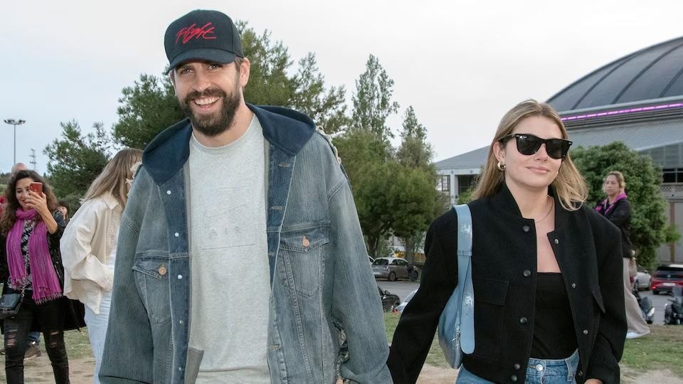 Fotografía de Gerard Piqué junto a Clara Chía (GETTY IMAGES)