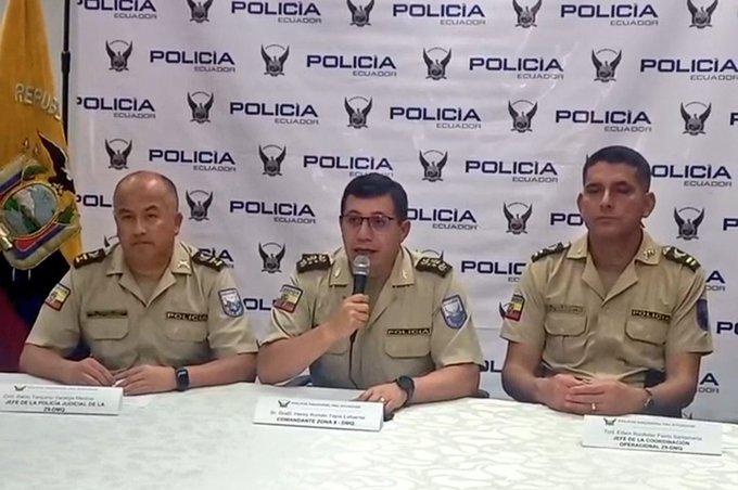 Las autoridades policiales informaron sobre la detención de los sospechosos. (Cortesía de la Policía Nacional)