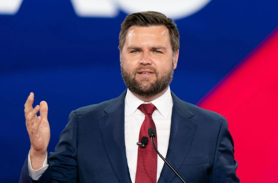 J. D. Vance viceprecidente de EE. UU. (Shutterstock)