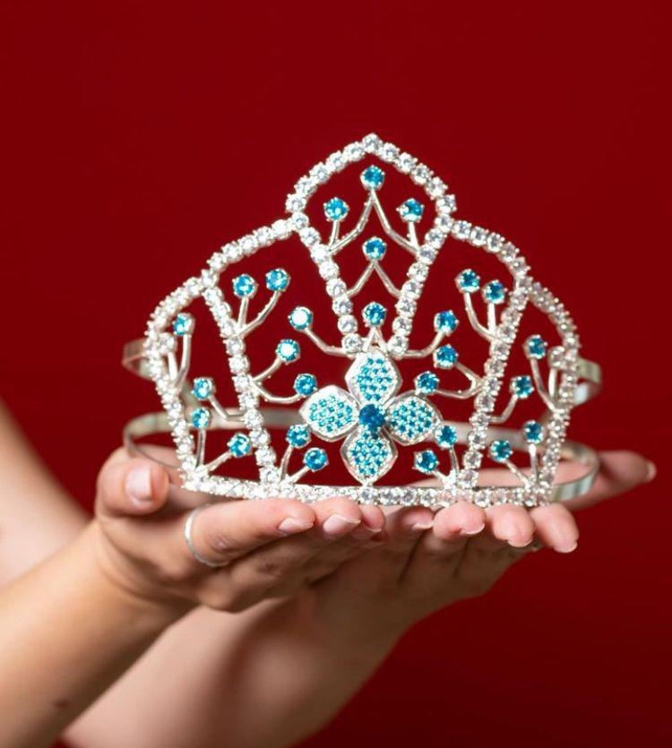 Inició la competencia para elegir a la nueva reina de Quito 2024 (Foto cuenta Instagram @fundacionreinadequito)