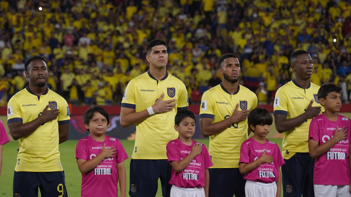 Ecuador venció 4-0 a Bolivia en el estadio Monumental. (API)