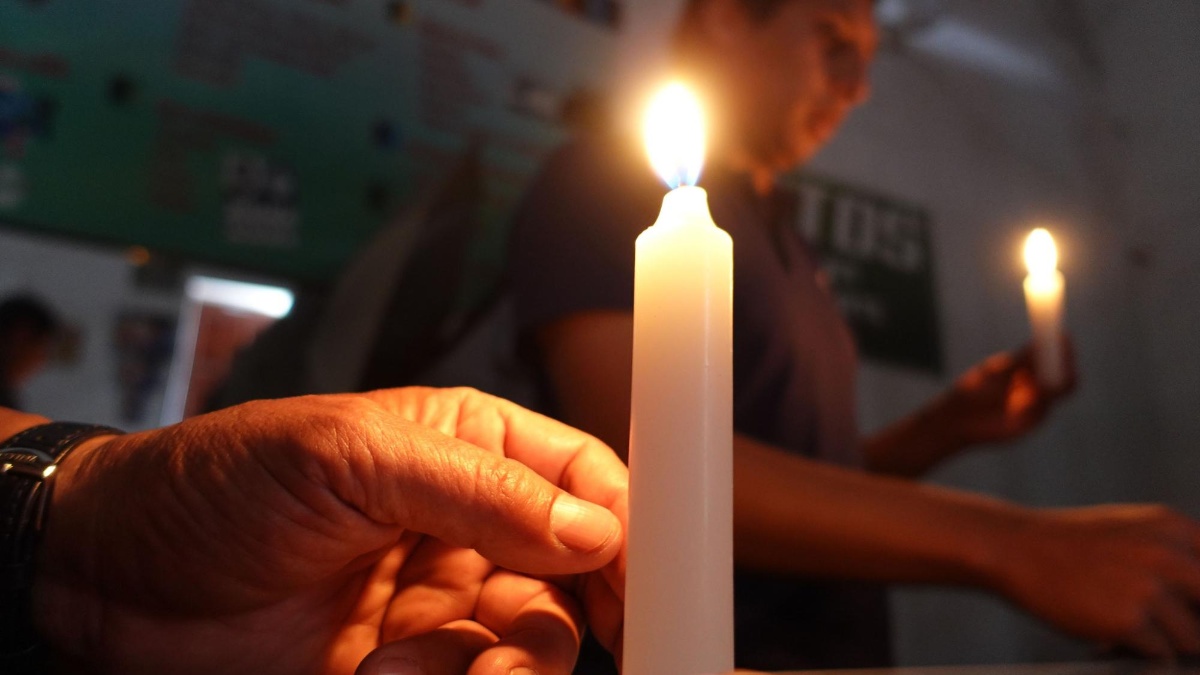 Los apagones en Ecuador cumplen dos meses y aún no hay una solución definitiva. (API)