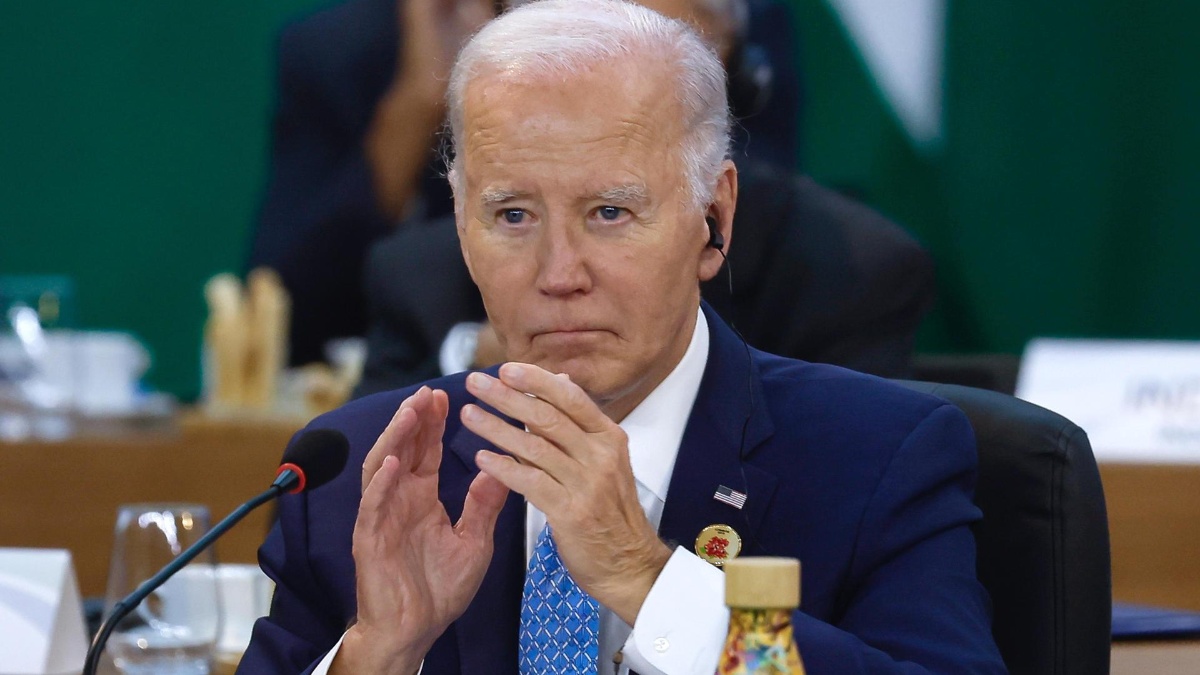El presidente de Estados Unidos, Joe Biden, participa durante la apertura de la Cumbre de jefes de Estado del G20 que comenzó este lunes en Río de Janeiro (Brasil). (Antonio Lacerda / EFE)