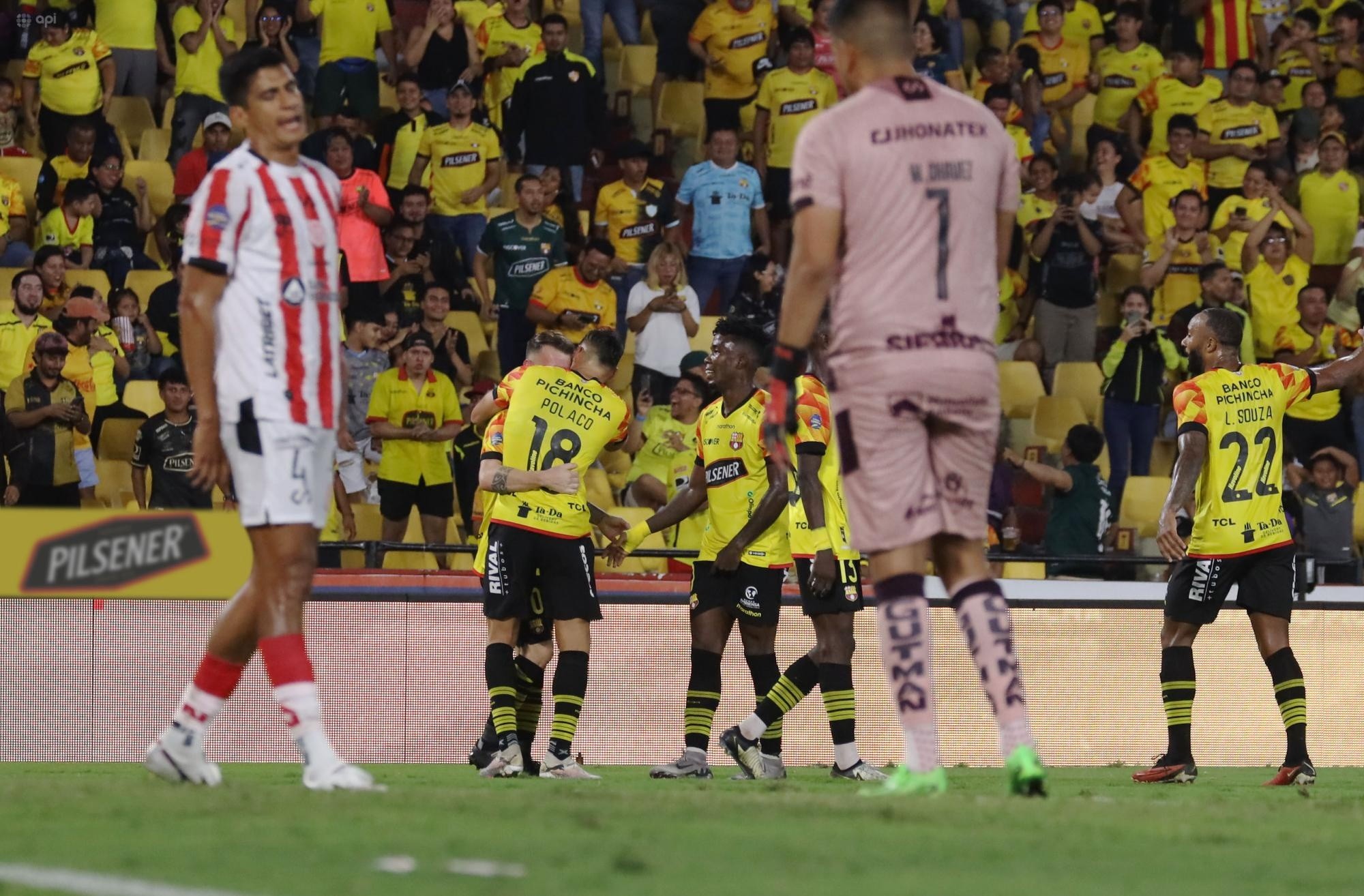 Barcelona SC y Técnico Universitario jugarán por la fecha 14 de la Liga Pro. (API)