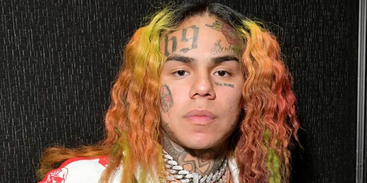 Tekashi 6ix9ine es un rapero y productor musical estadounidense. (RRSS)