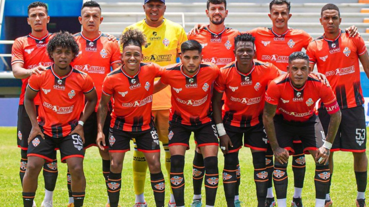 Jugadores como Máximo Banguera y Michael Arroyo eran parte del equipo de Segunda Categoría. (ARCHIVO)