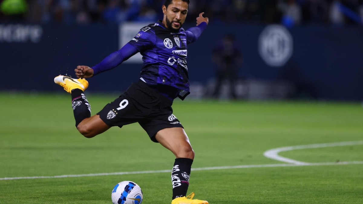 Jeison Medina en un partido con el Independiente del Valle (Foto: IDV)