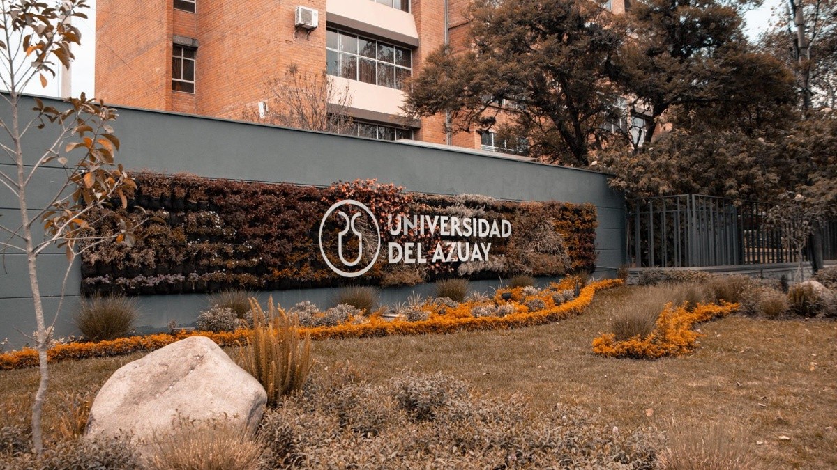 Exteriores de la Universidad del Azuay. (Cortesía)
