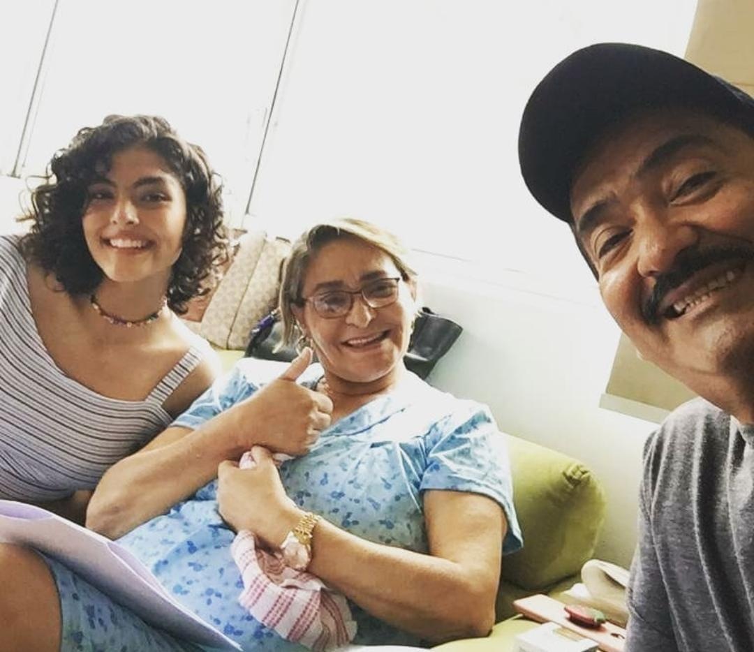 Amparo Guillén con sus amigos. (Instagram: @amparoguillen_lupita)
