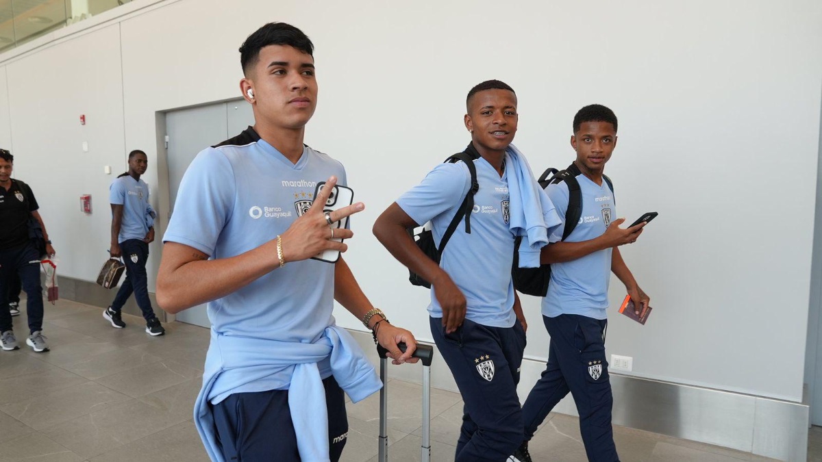 Los jugadores de Independiente del Valle viajó a Chile para la Copa Viña del Mar. (@IDV_EC)