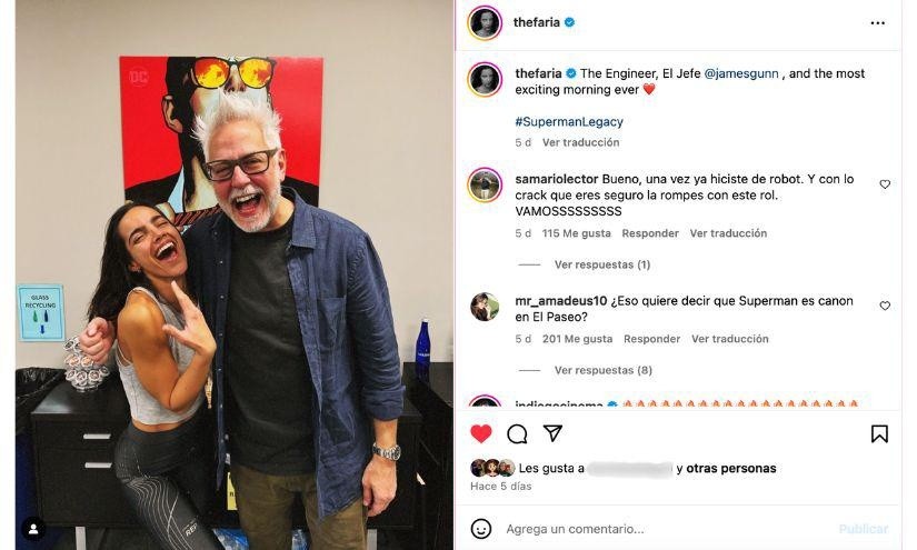 Aunque la actriz anunció en noviembre que obtuvo el papel para el nuevo inicio de Superman, hace unos días publicó su primera fotografía con James Gunn   (Instagram @thefaria)