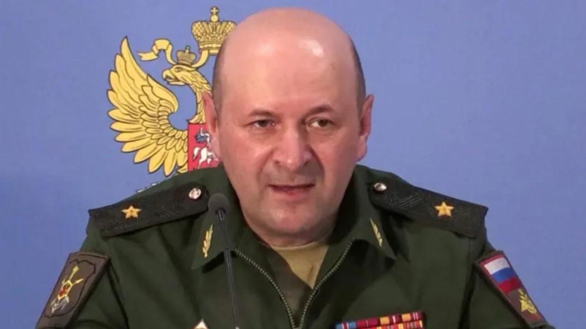 Igor Kirillov fue alcanzado por una bomba escondida en un scooter cuando salía de un bloque de viviendas en Moscú. (Internet)