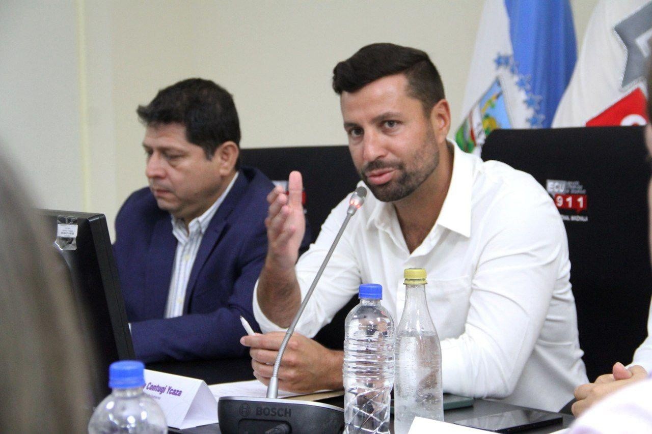 Michelle Sensi Contugi durante una reunión en Machala el 13 de mayo de 2024. (Ministerio de Gobierno)