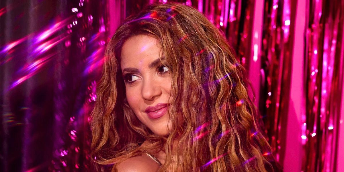 Shakira debutó en 1991 con el álbum Magia, y alcanzó el éxito internacional en 1995 con Pies Descalzos. A partir de ese momento la estrella continuó con su camino en la industria musical. (RRSS)