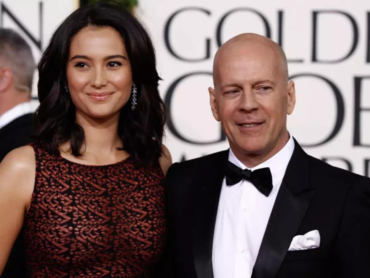 Fotografía del actor Bruce Willis junto a su esposa Ema Heming (INTERNET)