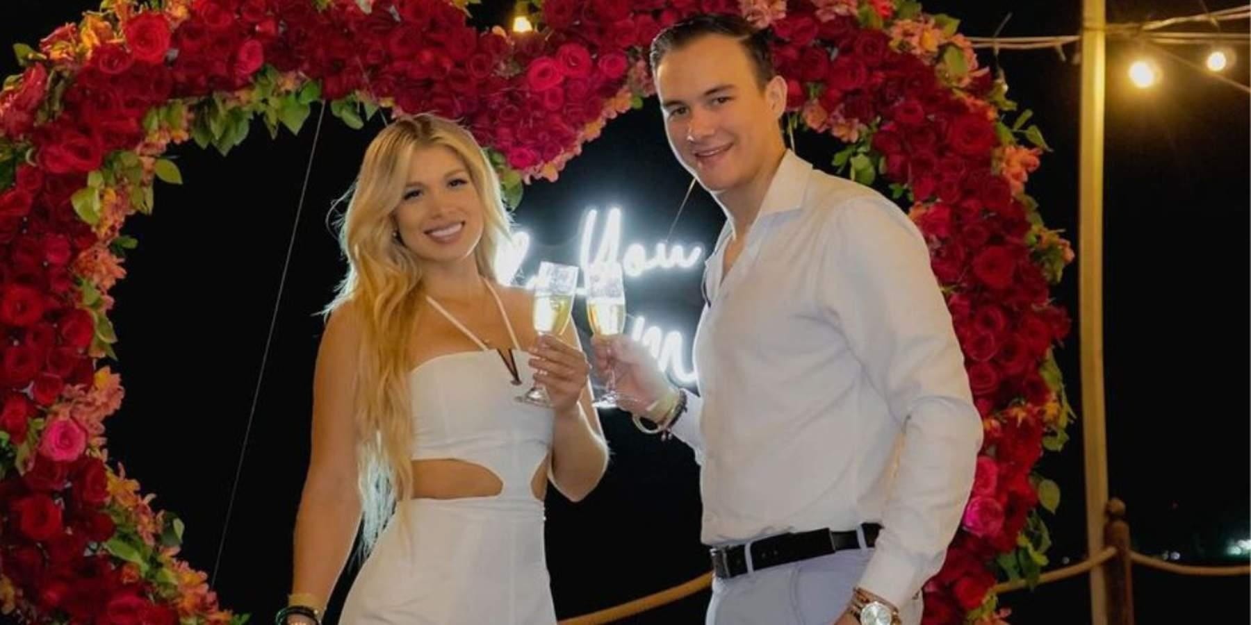 La pareja ha recibido algunas críticas por querer cobrar un valor por transmitir el evento (Redes sociales)