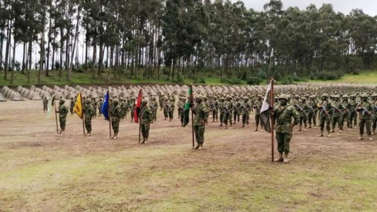 Ceremonia de culminación de periodo de instrucción. (Esforse)