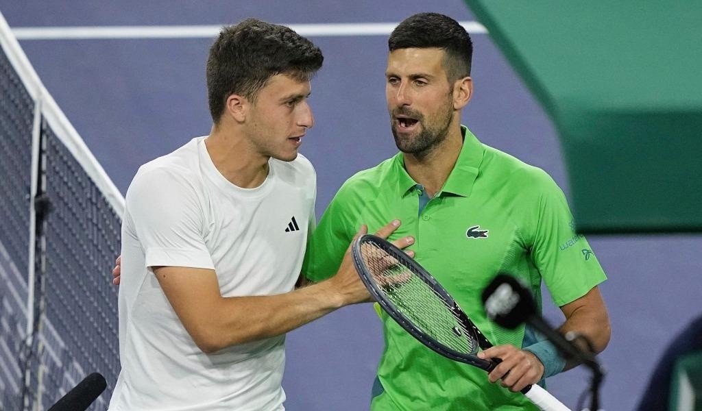 Nardi y Djokovic luego del duelo. (Indian Wells)