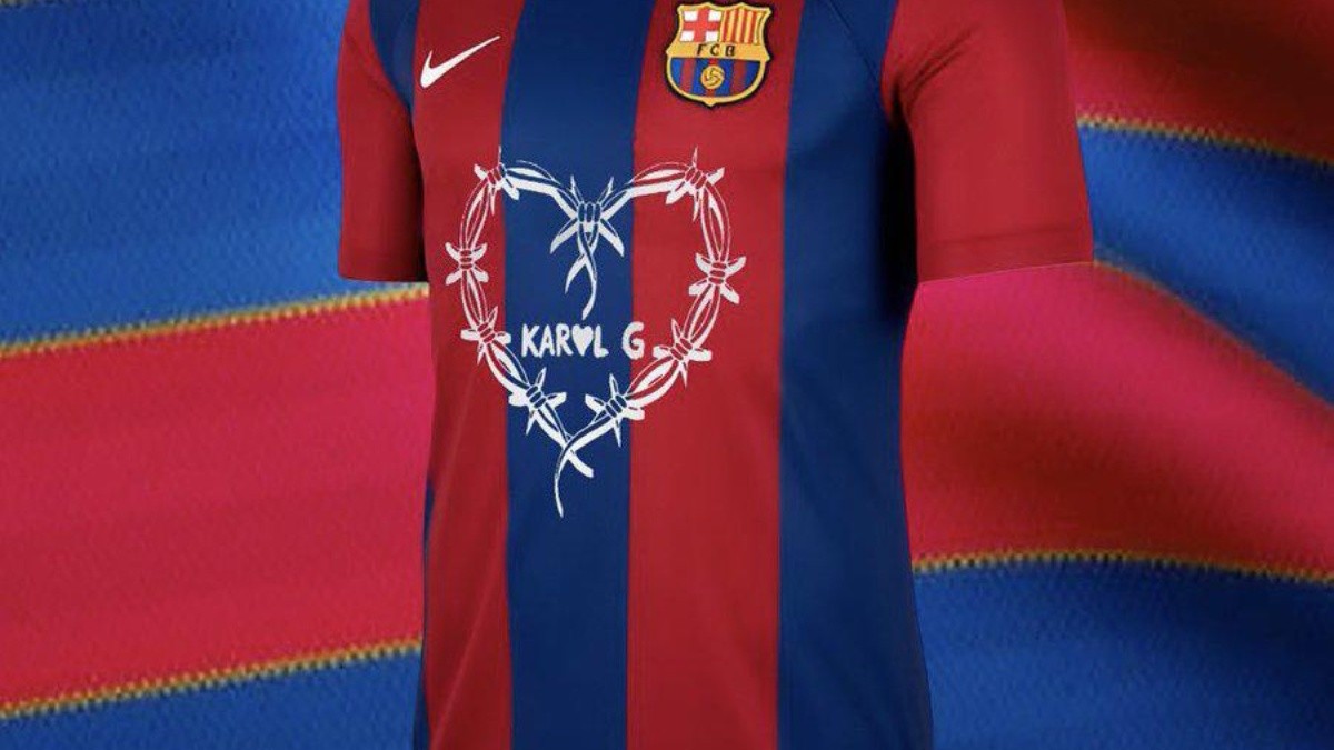Camiseta de FC Barcelona con el logo de Karol G (Foto: Internet)