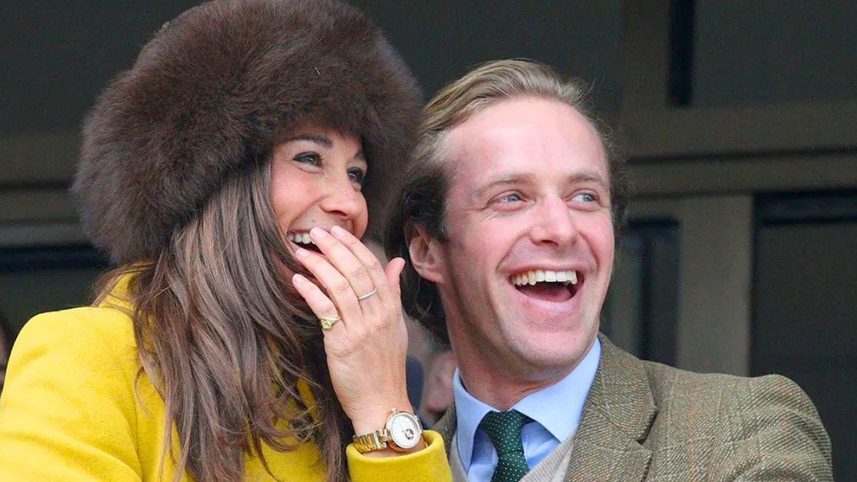 Thomas Kingston se casó con Lady Gabriella Windsor en mayo de 2019. Falleció en febrero de 2023 a los 45 años. En imagen de archivo, se encontraba con la hermana de Kate Middleton. (RRSS)