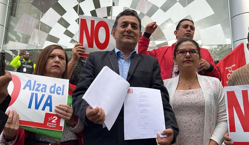 Representantes de Unidad Popular en la Corte Constitucional. (Corape)