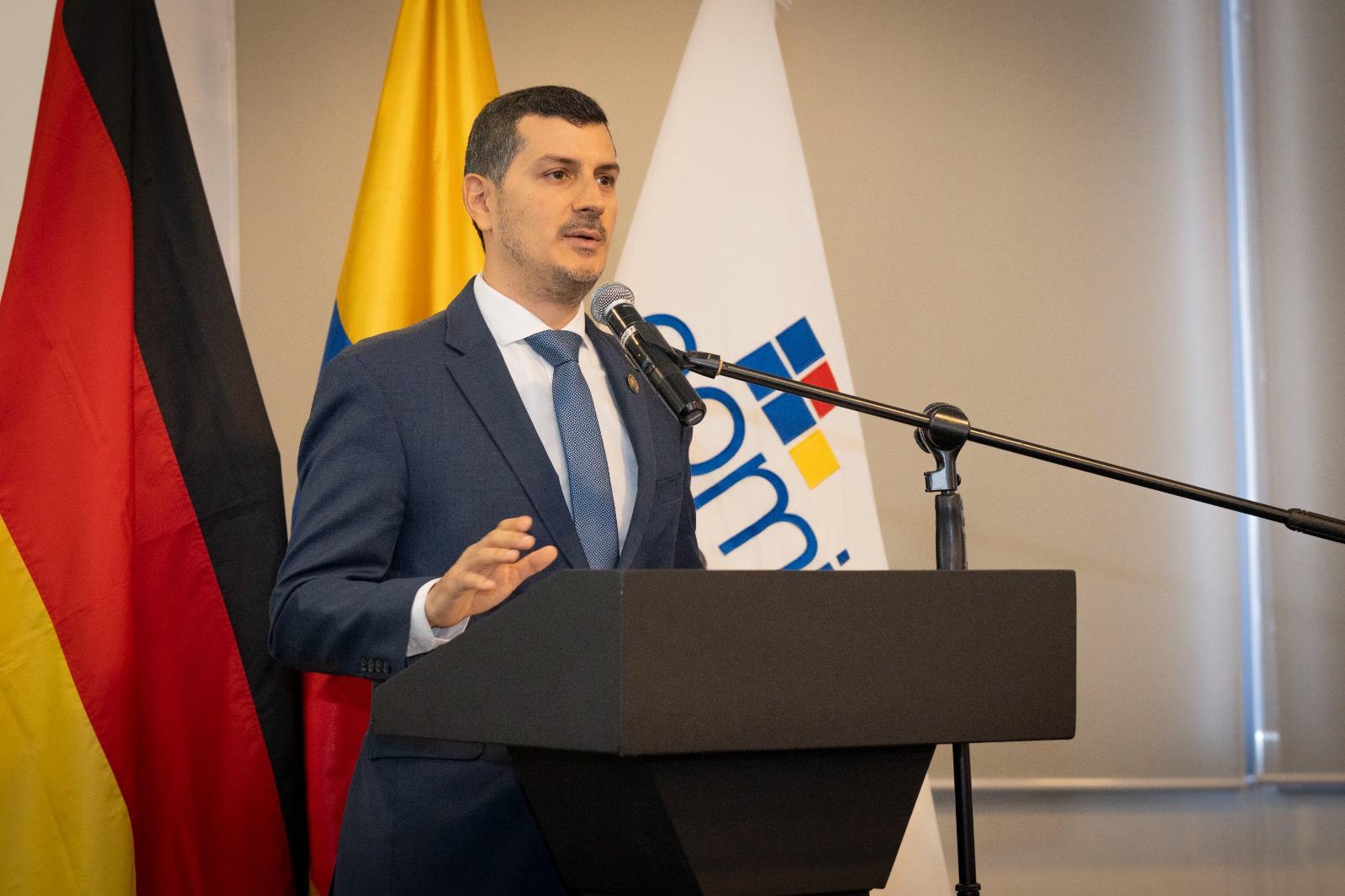 Foto de Miguel Ángel González, presidente de la Cámara de Comercio de Guayaquil, en una conferencia realizada el 16 de febrero de 2024. (Cámara de Comercio de Guayaquil)